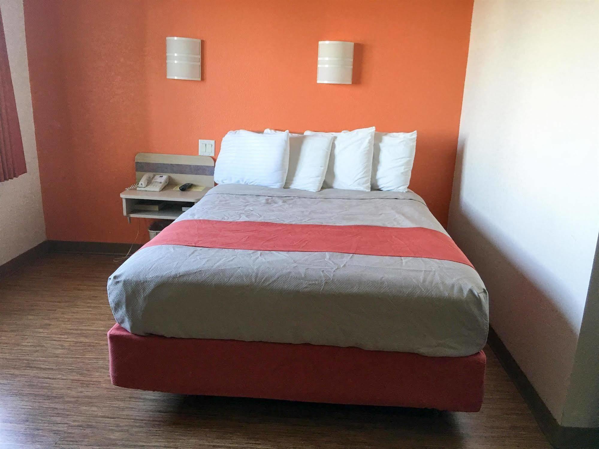 Motel 6-Minonk, Il ภายนอก รูปภาพ