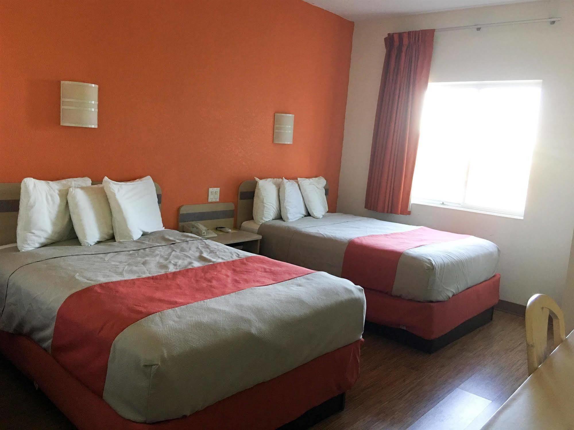 Motel 6-Minonk, Il ภายนอก รูปภาพ